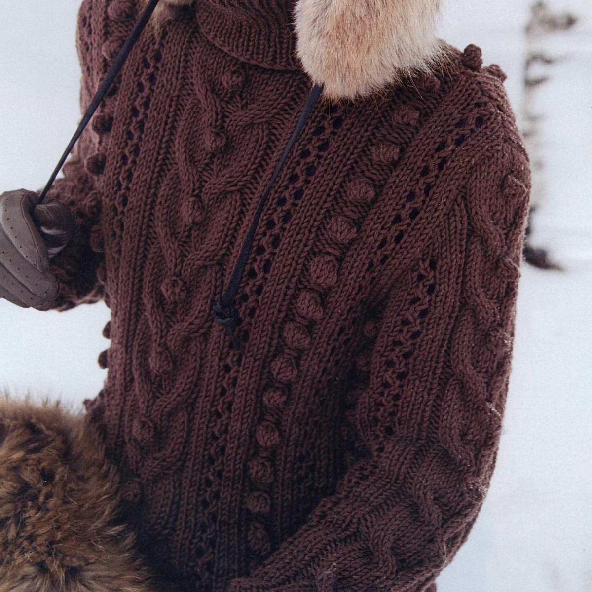 Тёплые свитеры на холодную погоду. 5 моделей с описанием и схемами